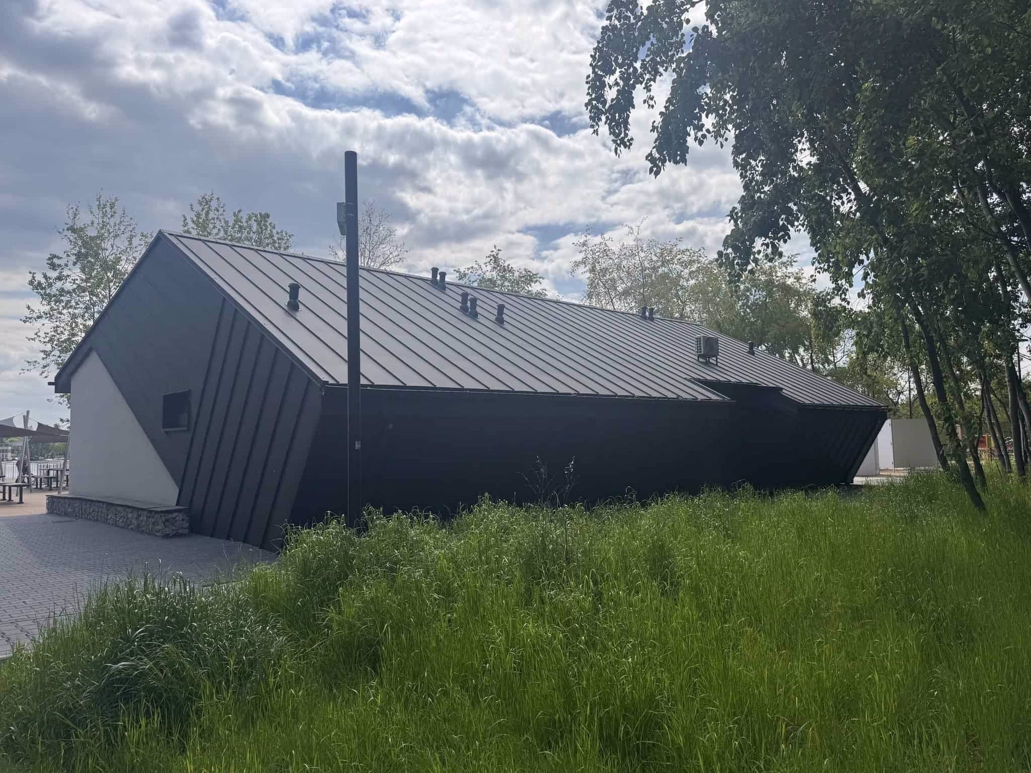 498156191_122134599854616562_4632576759696809625_n (1)